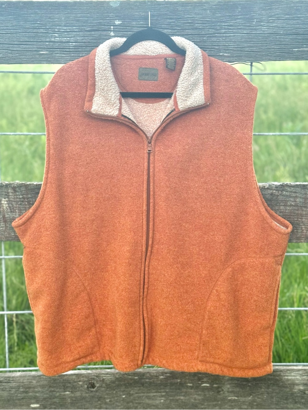St. John’s Bay Women’s 2X Tall‎ Orange Sherpa Lined Fleece Vest Full Zip Pockets